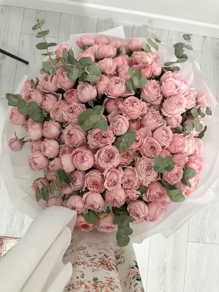 Secret Garden Whiff Elegance Bunch